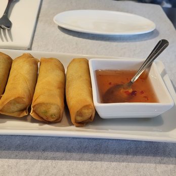 Benjarong Thai Cuisine - Thai Near Me - Maple Valley, Washington