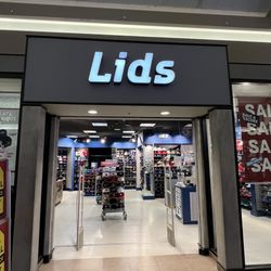 Lids - St. Peters