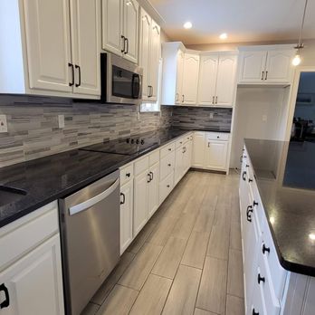 Eddie's Quality Painting - Painters Near Me - DeKalb, Illinois Eddie's Quality Painting - Painters Near Me - DeKalb, Illinois