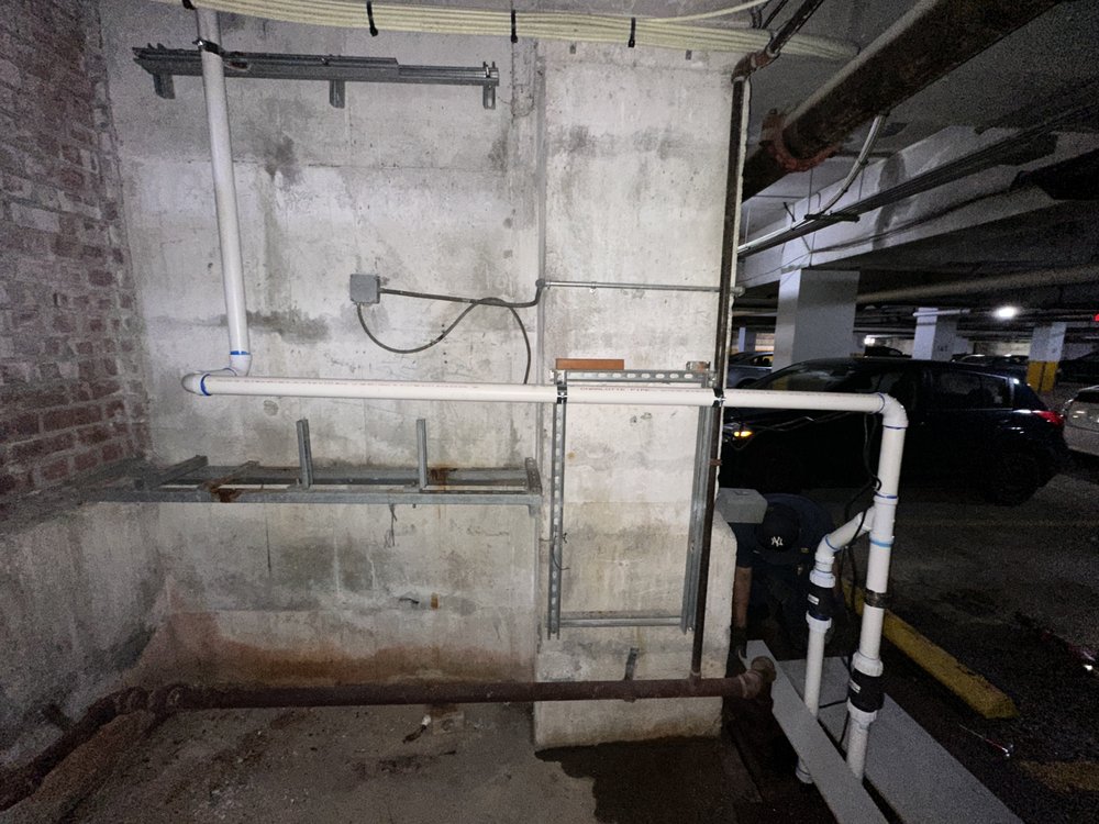 Slide of Plumbing pros