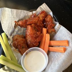 Surge Billiards - Chicken wings