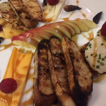 Firestone Walker Brewing- Buellton - the CHEESE plate - Brewpubs Near Me - Buellton, California