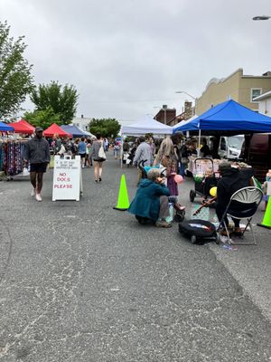 32nd Street Farmers Market by null