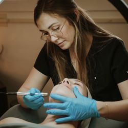 Skottē Esthetics - Microdermabrasion