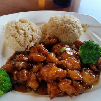 Wok Express - E16, general tao's chicken.  Excellent - Chinese Near Me - Euless, Texas