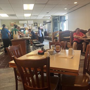 Star 66 Cafe - Cafes Near Me - Springfield, Illinois