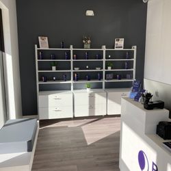 Radiant Waxing Greenwood Village - Gorgeous Lobby!