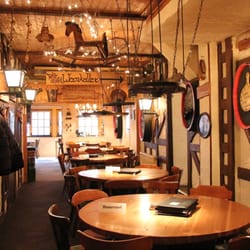 Wein - und Bierschänke - Das Flammkuchenhaus