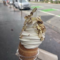 BlackBerry/Vanilla Specialty Swirl