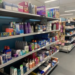 GoPuff Market - Shelves