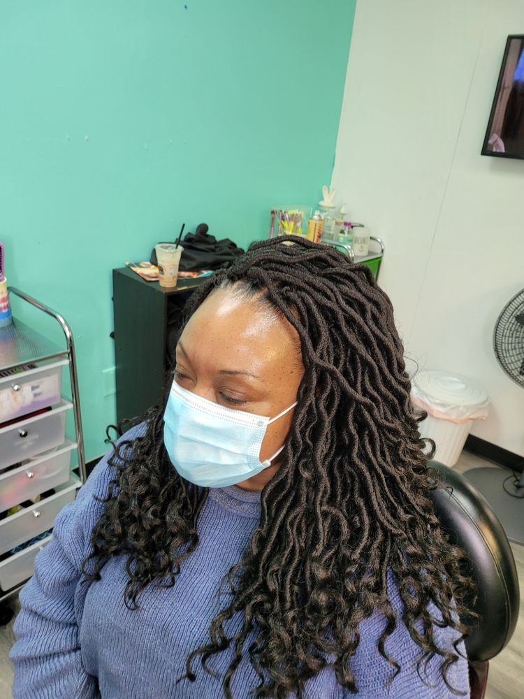 DORJE’S BEAUTY SPOT Updated September 2024 5028 South Blvd