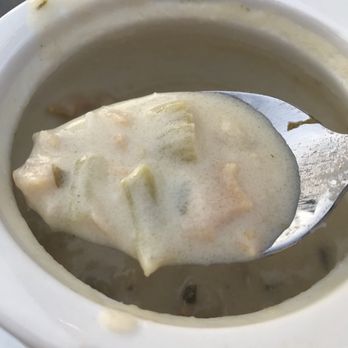 Elliot's - New England Clam Chowder - Seafood Near Me - Freeport, New York