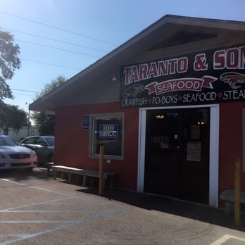 Taranto's Crawfish - Outside - Seafood Near Me - Biloxi, Mississippi Taranto's Crawfish - Outside - Seafood Near Me - Biloxi, Mississippi