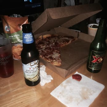 7-Eleven - Super convenient with the pizza and the chips and the beer. - Convenience Stores Near Me - Pico Rivera, California