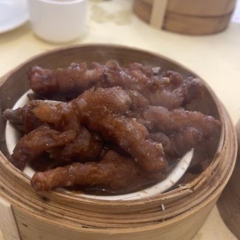 Hei La Moon - Chicken & Black Bean Sauce In Sizzling Plate - Dim Sum Near Me - Boston, Massachusetts Hei La Moon - Chicken & Black Bean Sauce In Sizzling Plate - Dim Sum Near Me - Boston, Massachusetts