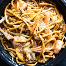 Cheng's Chinese Restaurant - Combination Lo Mein