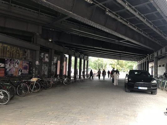 Hackescher Markt by null