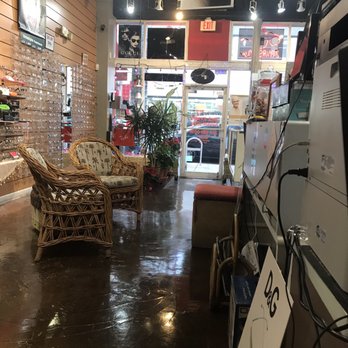 Home Optical - Eyewear & Opticians Near Me - Miami Beach, Florida Home Optical - Eyewear & Opticians Near Me - Miami Beach, Florida