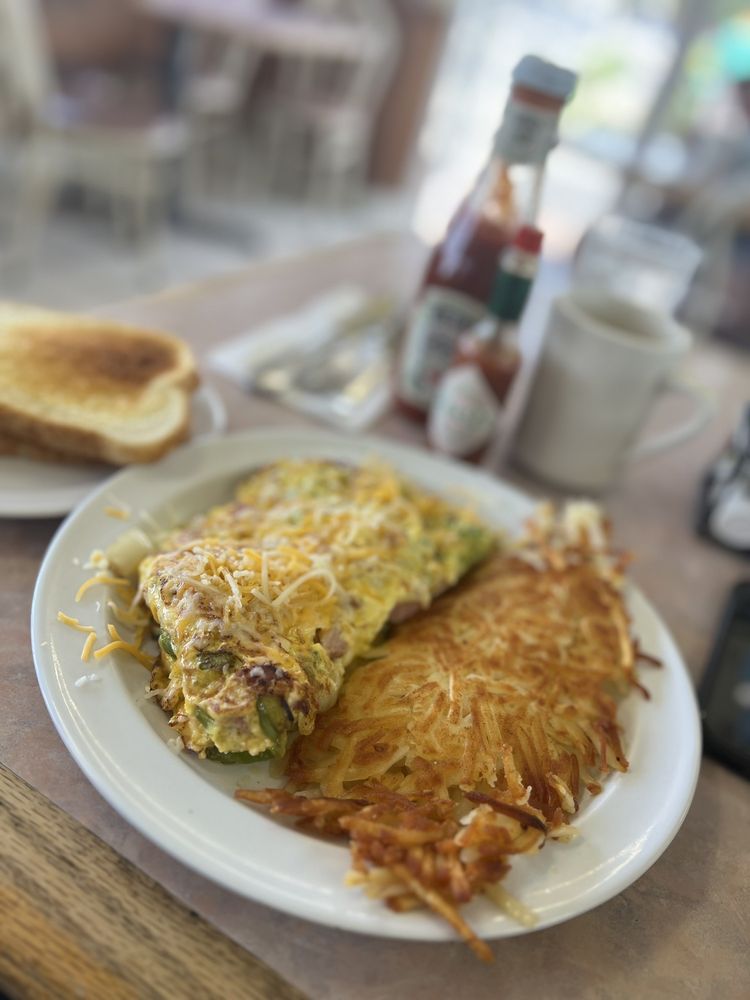 ROSE’S SUGAR SHACK CAFE Updated October 2024 115 Photos & 302