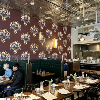 Besaw's - Love that wallpaper - Breakfast & Brunch Near Me - Portland, Oregon Besaw's - Love that wallpaper - Breakfast & Brunch Near Me - Portland, Oregon
