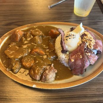 Chubby Curry - Beef Chubby Curry Wagyu Steak Rice Plate 【独家】和牛咖喱配慢熟牛排双拼 - Japanese Curry Near Me - Covina, California