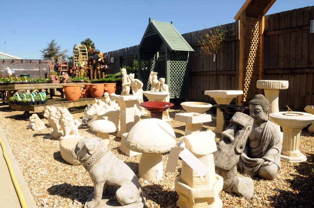 CHESTNUT GARDEN CENTRE Updated October 2024 14 Photos Lynn Road