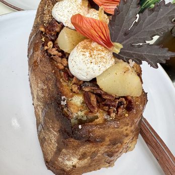 Atelier Manna - Ridiculously huge French toast - Cafes Near Me - Encinitas, California