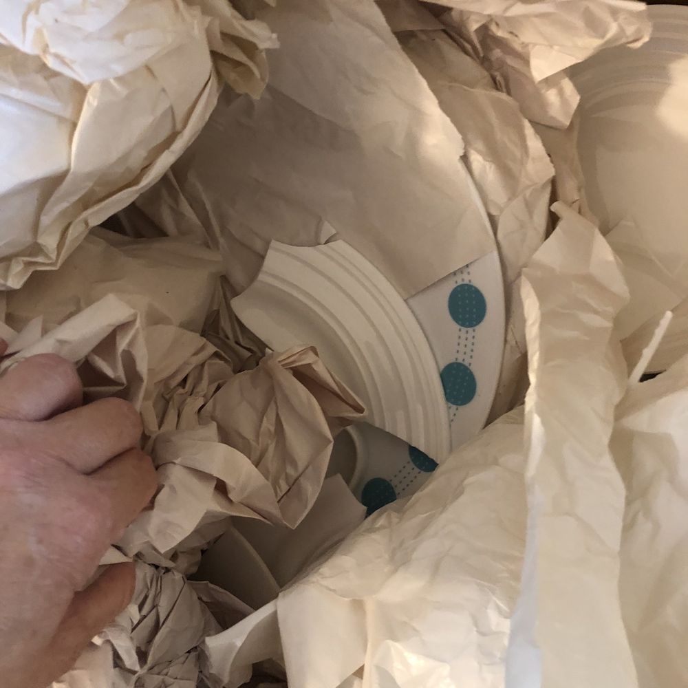 Atlanta Premier Movers - Broken china - Movers Near Me - Atlanta, Georgia Atlanta Premier Movers - Broken china - Movers Near Me - Atlanta, Georgia
