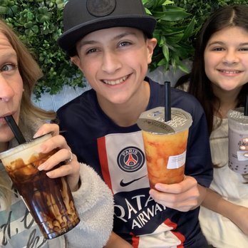 Ding Tea Vista - MONSTER BOBA COFFEE Mango chamoy Taro boba tea - Bubble Tea Near Me - Vista, California