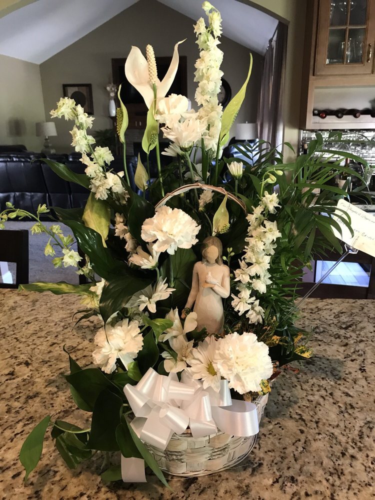 FILER’S FLORIST GREATER CLEVELAND FLOWER 10 Photos 6887 Smith Rd, Cleveland, Ohio Florists