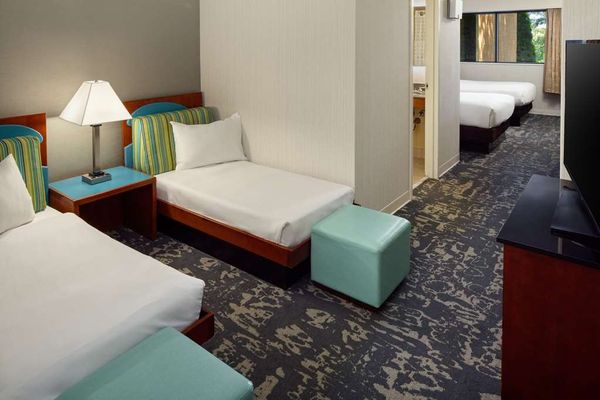 DoubleTree by Hilton Hotel Boston North Shore by null