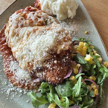 Zinfandel Grille - Chicken Parmesan - New American Near Me - Sacramento, California Zinfandel Grille - Chicken Parmesan - New American Near Me - Sacramento, California