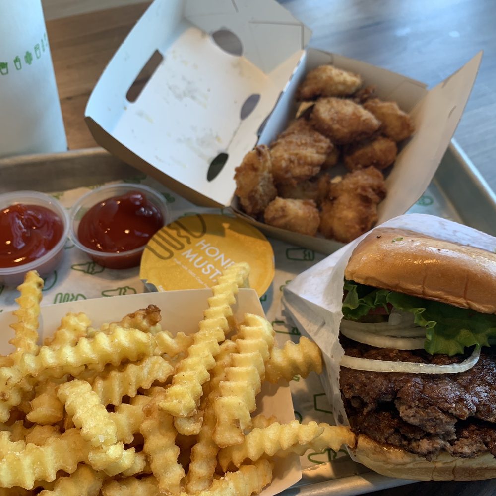 Shake Shack Long Beach - Burgers Near Me - Long Beach, California Shake Shack Long Beach - Burgers Near Me - Long Beach, California