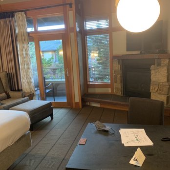 Willows Lodge - Fireplace, Patio, Dining - Hotels Near Me - Woodinville, Washington Willows Lodge - Fireplace, Patio, Dining - Hotels Near Me - Woodinville, Washington