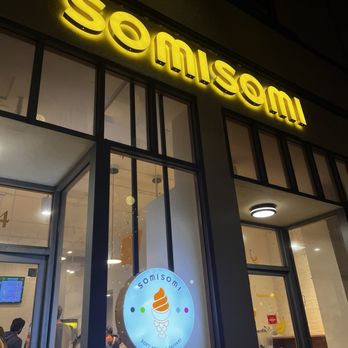 Somisomi - Outside View - Ice Cream & Frozen Yogurt Near Me - San Mateo, California Somisomi - Outside View - Ice Cream & Frozen Yogurt Near Me - San Mateo, California
