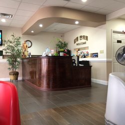 JiLin Acupuncture - Reception desk