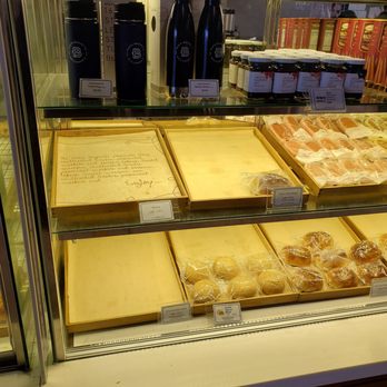 Paris Baguette - Coffee & Tea Near Me - Irvine, California Paris Baguette - Coffee & Tea Near Me - Irvine, California
