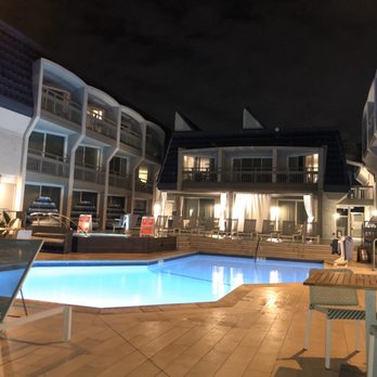 The Wayfarer San Diego - Pool area - San Diego, CA