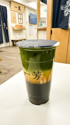 Yifang Taiwan Fruit Tea by null