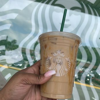 Starbucks - Iced Espresso Classics - Caramel Macchiato - Coffee & Tea Near Me - Falls Church, Virginia Starbucks - Iced Espresso Classics - Caramel Macchiato - Coffee & Tea Near Me - Falls Church, Virginia