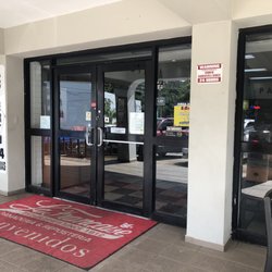 La Francaise - Entrance
