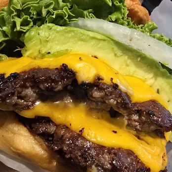 Shake Shack Pasadena - Burgers Near Me - Pasadena, California