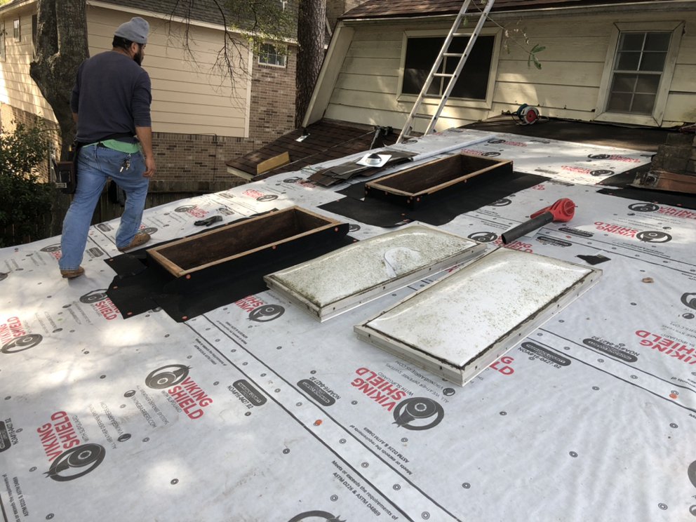 Slide of Casanova Roofing