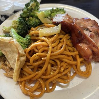 Oasis Buffet - Daughter said we shoulda just went to chillis... - Buffets Near Me - Hesperia, California Oasis Buffet - Daughter said we shoulda just went to chillis... - Buffets Near Me - Hesperia, California