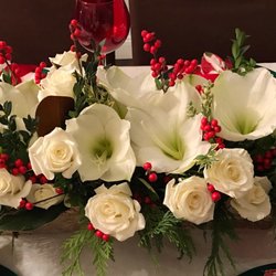 Pelham Manor Florist - Wonderful holiday arrangement of white amaryllis and white roses