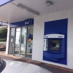 BNZ St Helier's - Store front nice sunny friendly little bank