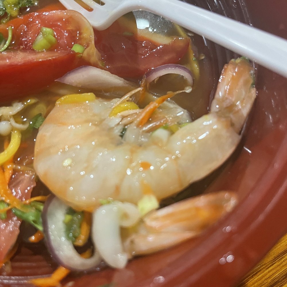 Seafood mango salad