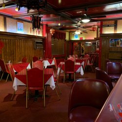 Man Yuan - Dining area