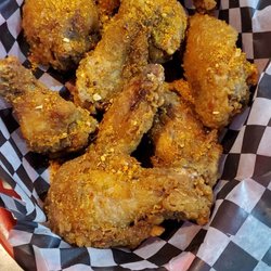 The Winkin' Owl - Roasted red pepper wings