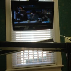 Moreland J B Jr DDS - Now you can watch tv while getting teeth cleaned!